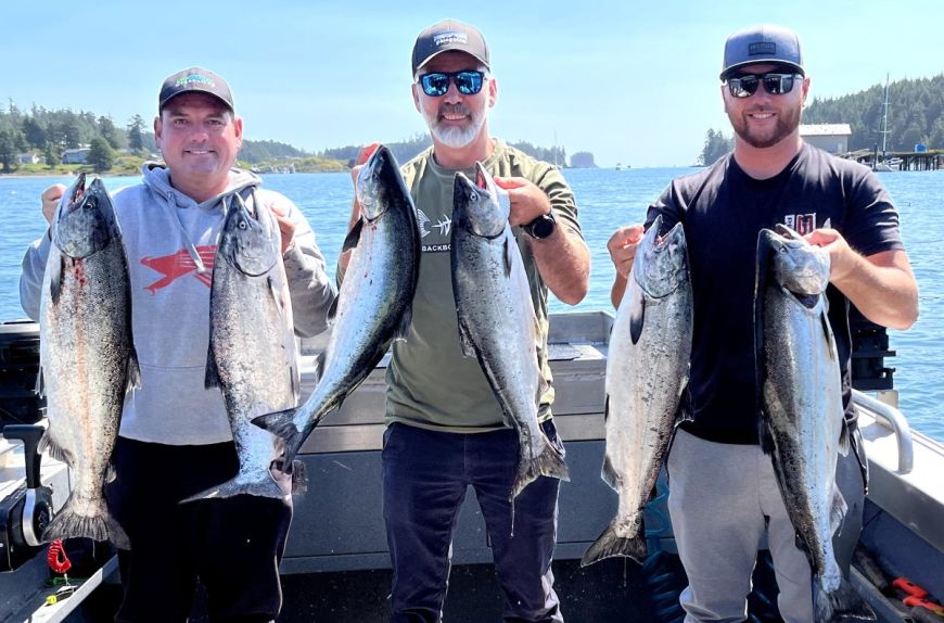 salmon fishing vancouver island