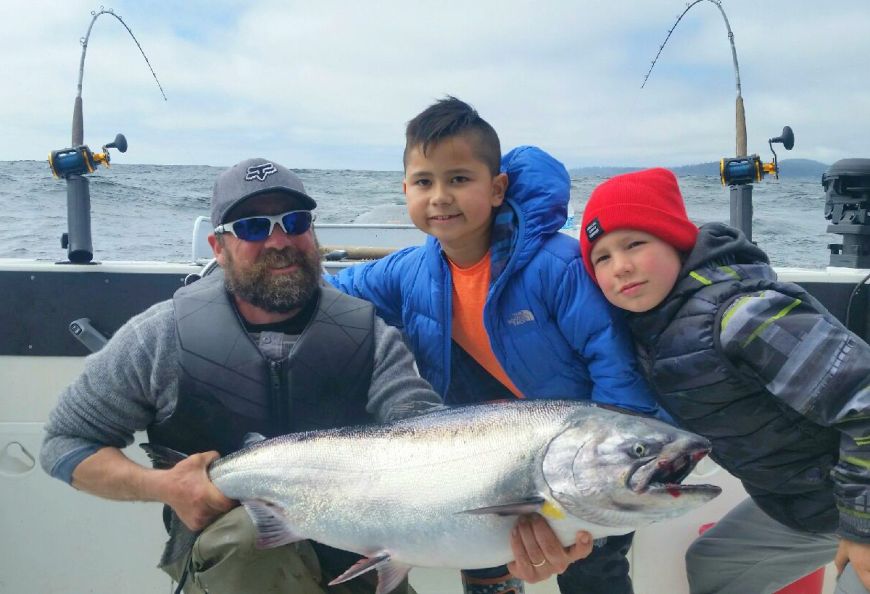 salmon fishing Vancouver island