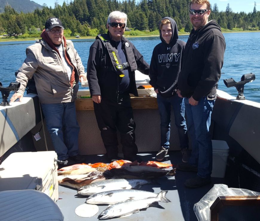 salmon fishing Vancouver island